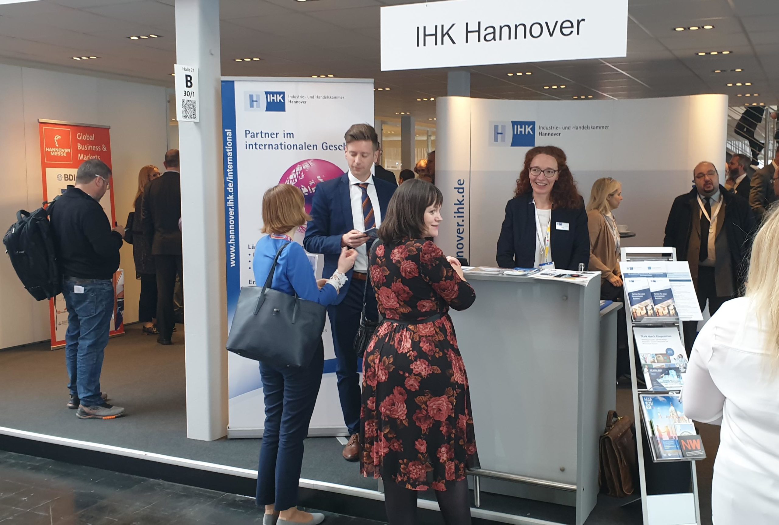 Die IHK Hannover ist mit einem Stand in der Halle 27 im Bereich Global Business & Markets auf der Hannover Messe 2019 präsent. Foto: Georg Thomas