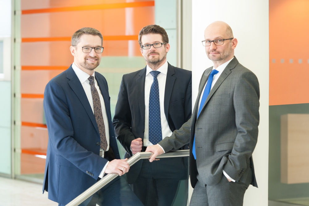 Der Vorstand der Sparda-Bank Hannover: André-Christian Rump (v.l.nr.), Niclas Bychowski und Jochen Ramakers. Foto: Sparda-Bank Hannover