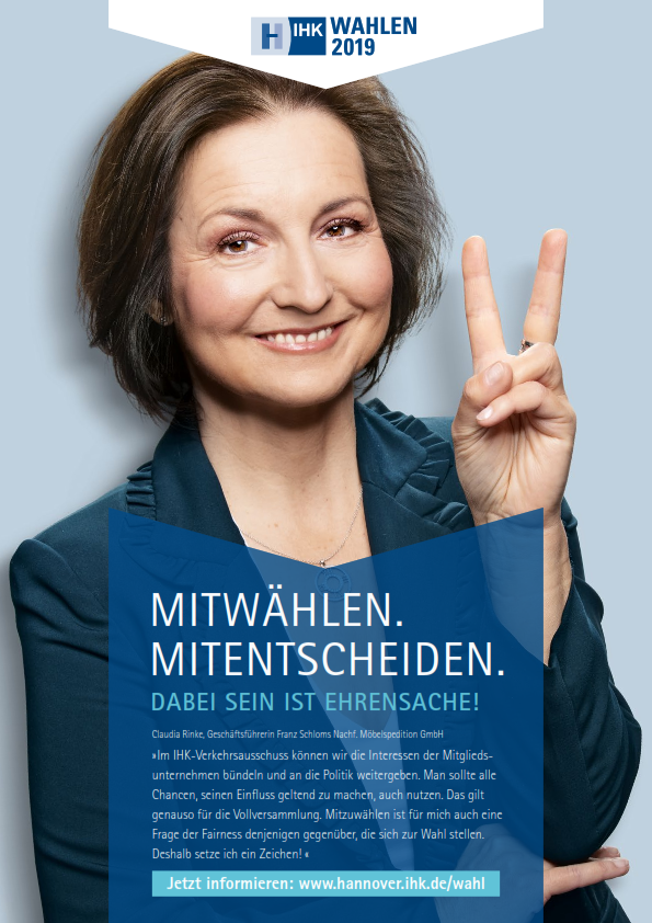 Claudia Rinke wirbt für die Vollversammlungswahl 2019